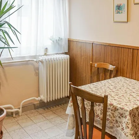 Apartment Beautiful In W/ Wifi And 1 Bedrooms